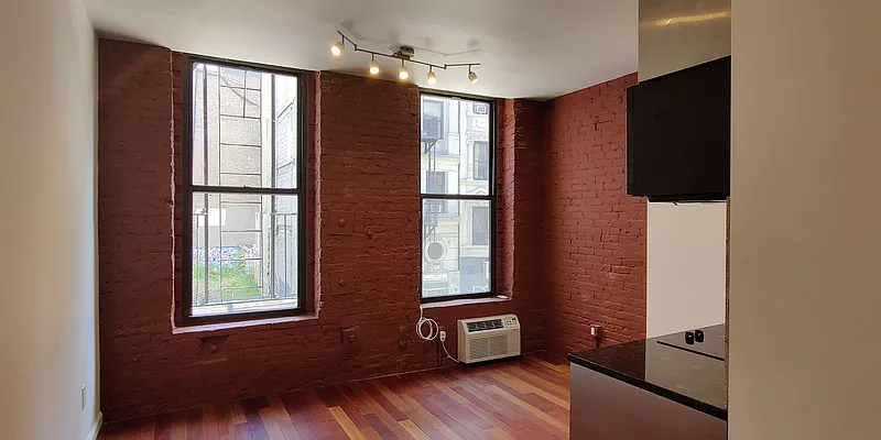 Rented by Owner | media 16