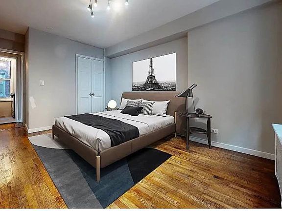 3rd image of 928 2nd Ave APT 1