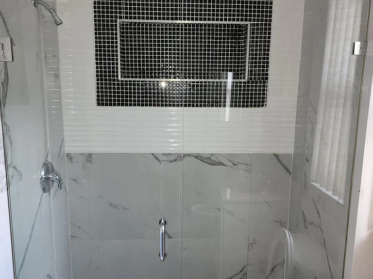 8686 Pegasus Dr — Photo 24