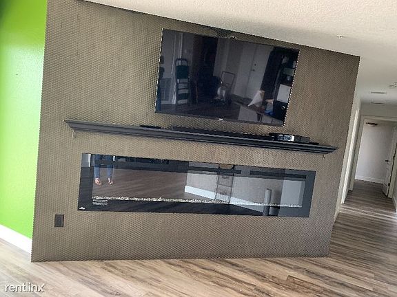 3rd image of 750 4th Ave S Unit 501