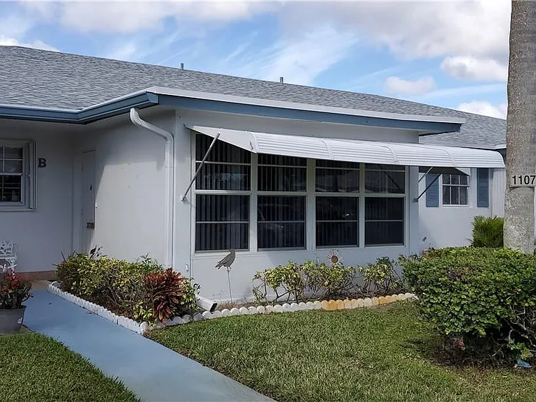 1107 Circle Ter W — Photo 2