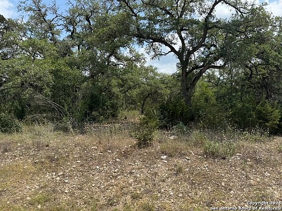 5th image of 5688 COMAL VISTA