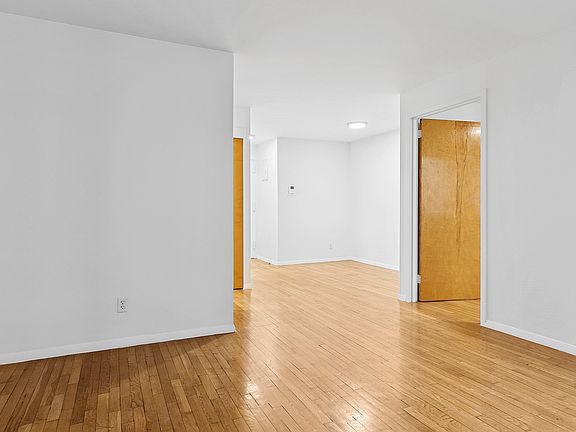 3rd image of 325 W 51st St APT 3A