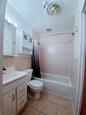 Rented by Compass | media 18