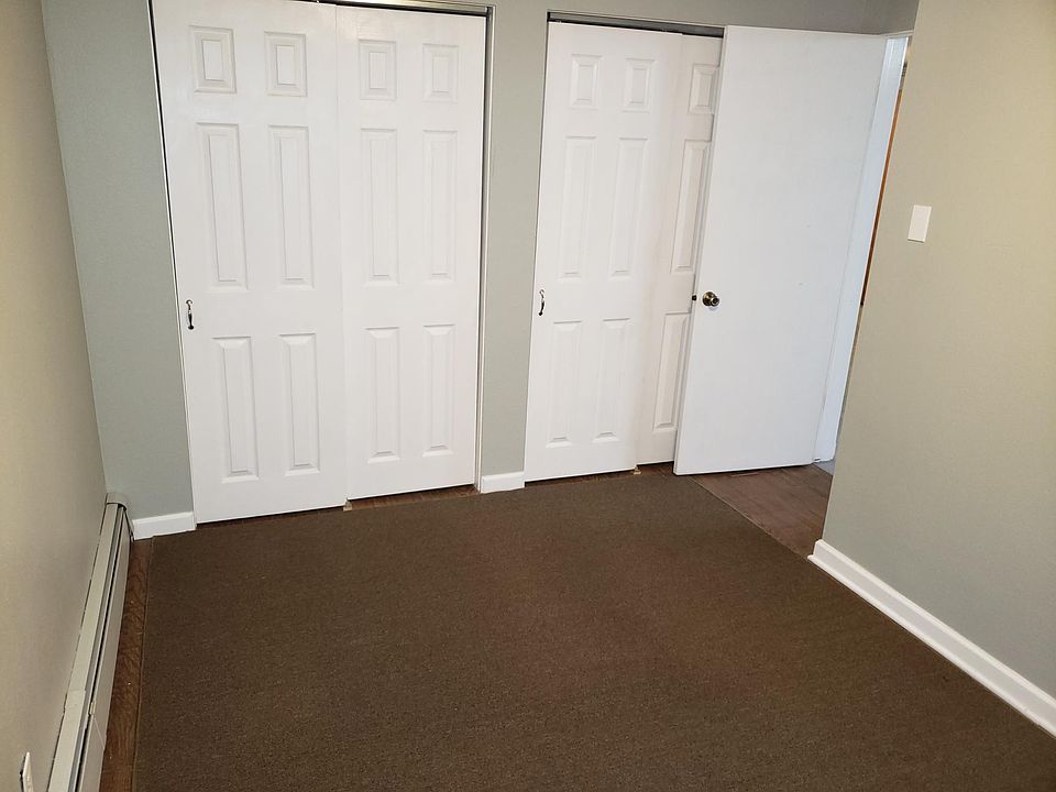 2nd image of 327 Antoinette Ave #B