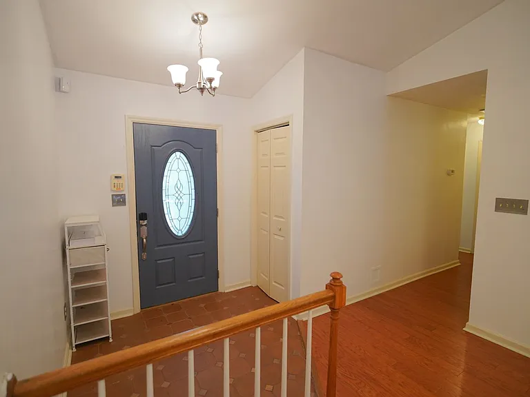 4472 Bay Shore Cir — Photo 4