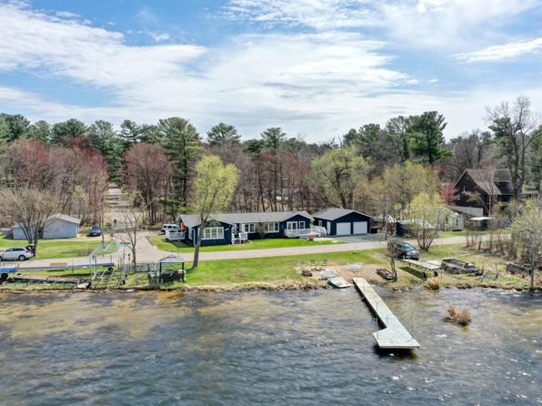 801 Lakeshore Dr, Wyoming, MN 55092