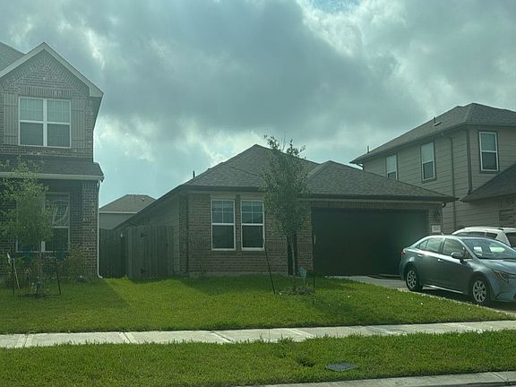 3rd image of 7211 Runyon Ct