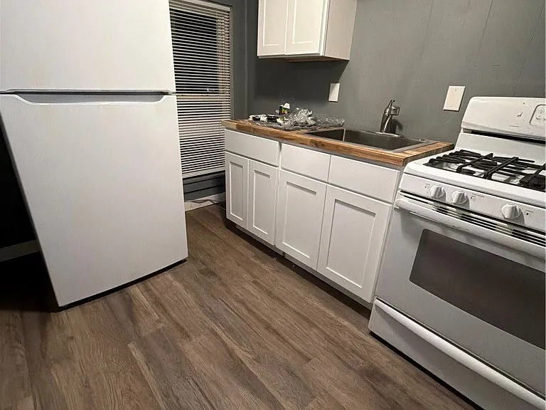 752 S Main St #2 — Photo 2