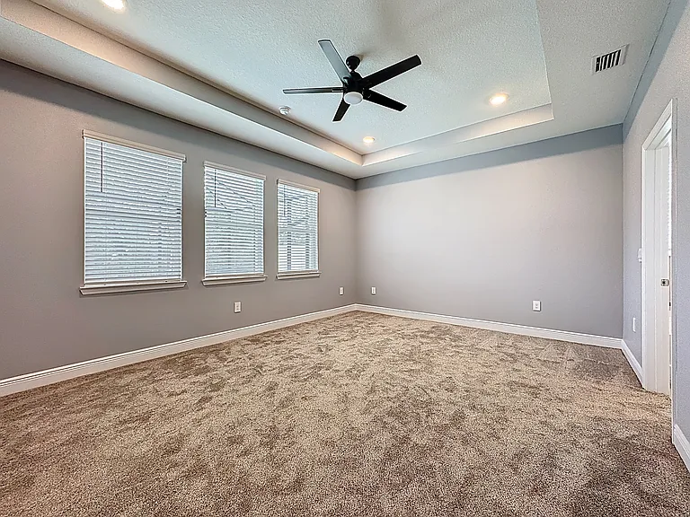 17535 Cantarina Cv — Photo 5
