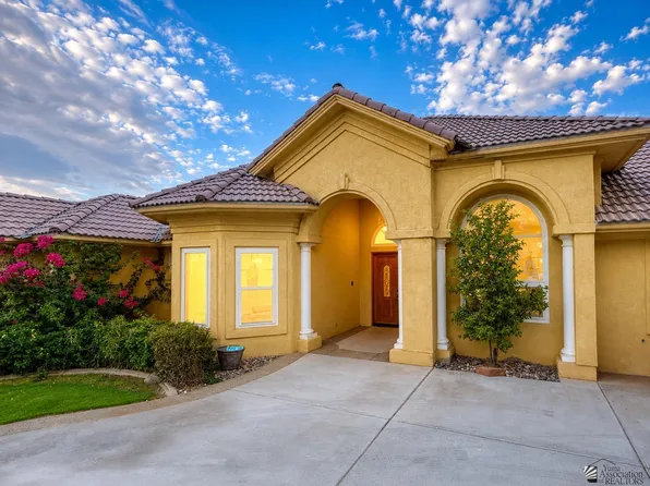 13204 S Hamlin Dr, Yuma, AZ 85365