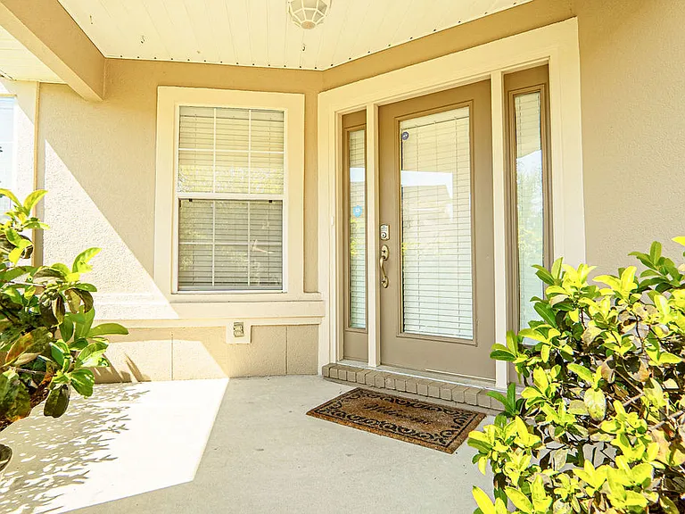 528 Loblolly Bay Dr — Photo 2