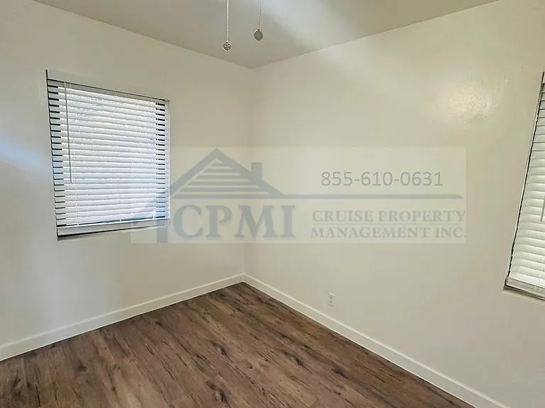 120 N Palmway — Photo 15