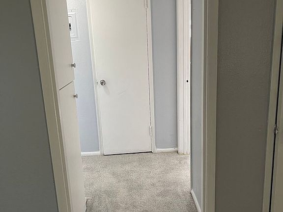 4th image of 2711 Duncan Dr Unit B