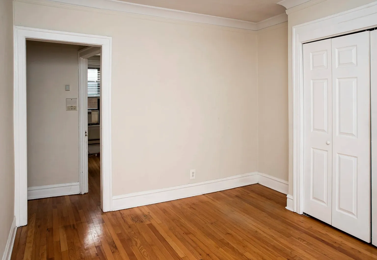 1 bed, 1.0 bath, $1,945 — Photo 2