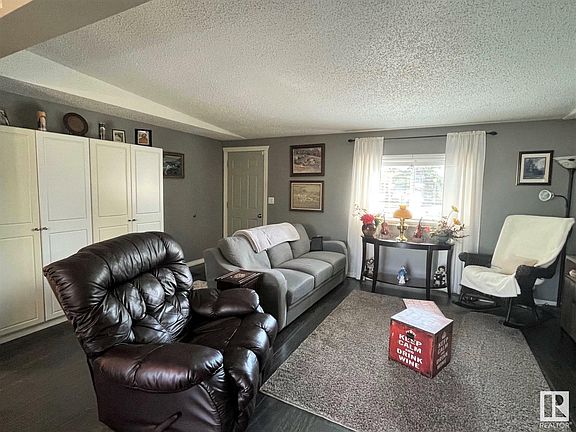 4th image of 4808 51st Ave