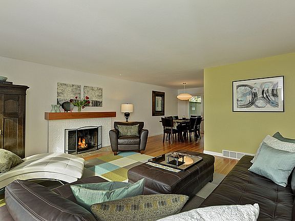 4th image of 14836 Densmore Ave N