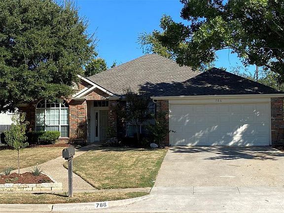2nd image of 786 Texas Oak Trl