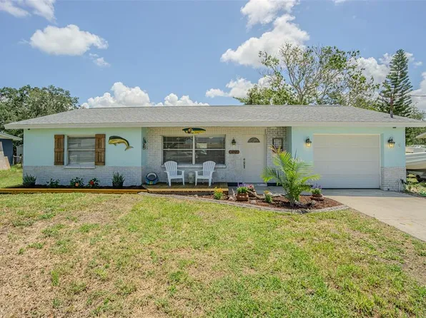 402 12th St SW, Ruskin, FL 33570