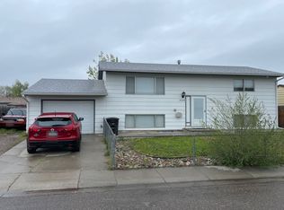 326 Buena Vista St, Evansville, WY 82636