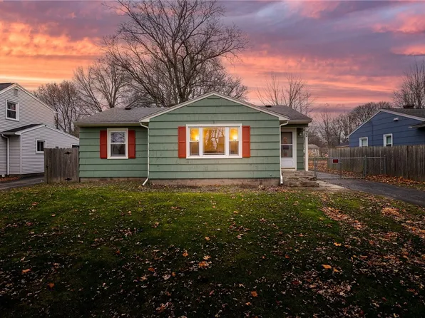 22 Arrowhead Dr, Rochester, NY 14624