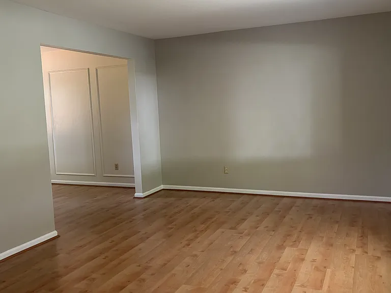 8509 Denallen Dr — Photo 9
