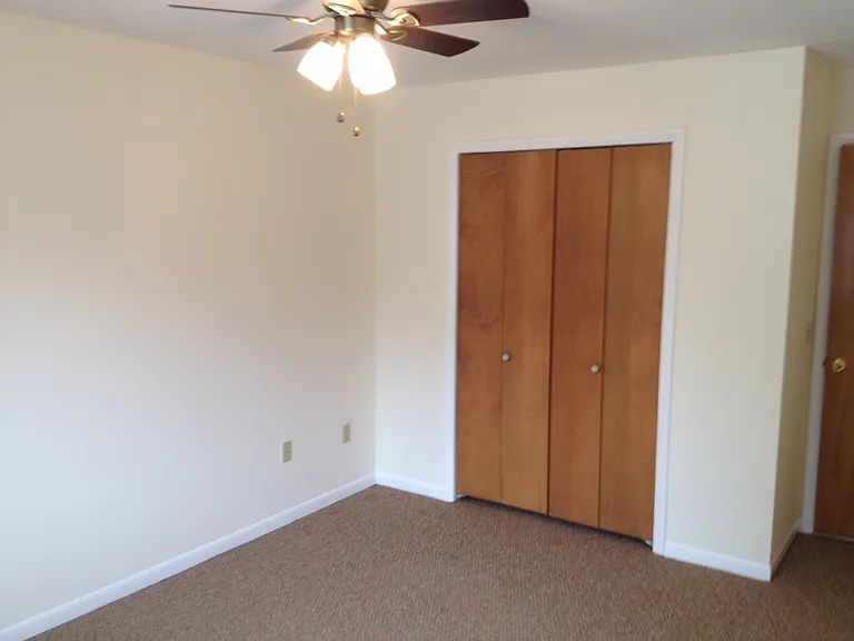 3 Yardley Grn #3 — Photo 16