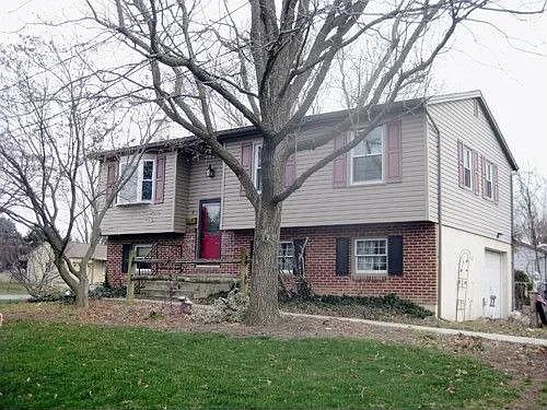 4 Charles St photo 1