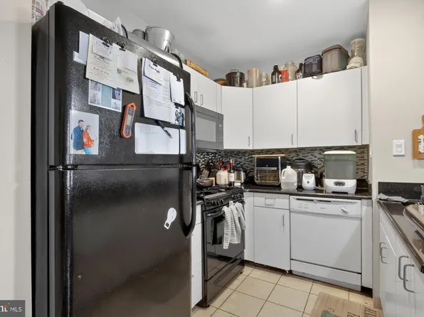 1708 Catharine St #1, Philadelphia, PA 19146