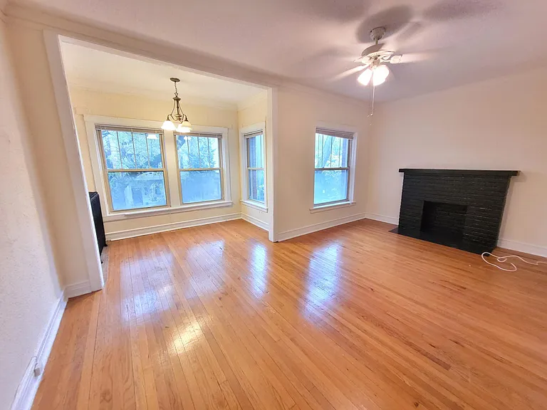 5346 N Winthrop Ave #1 — Photo 3