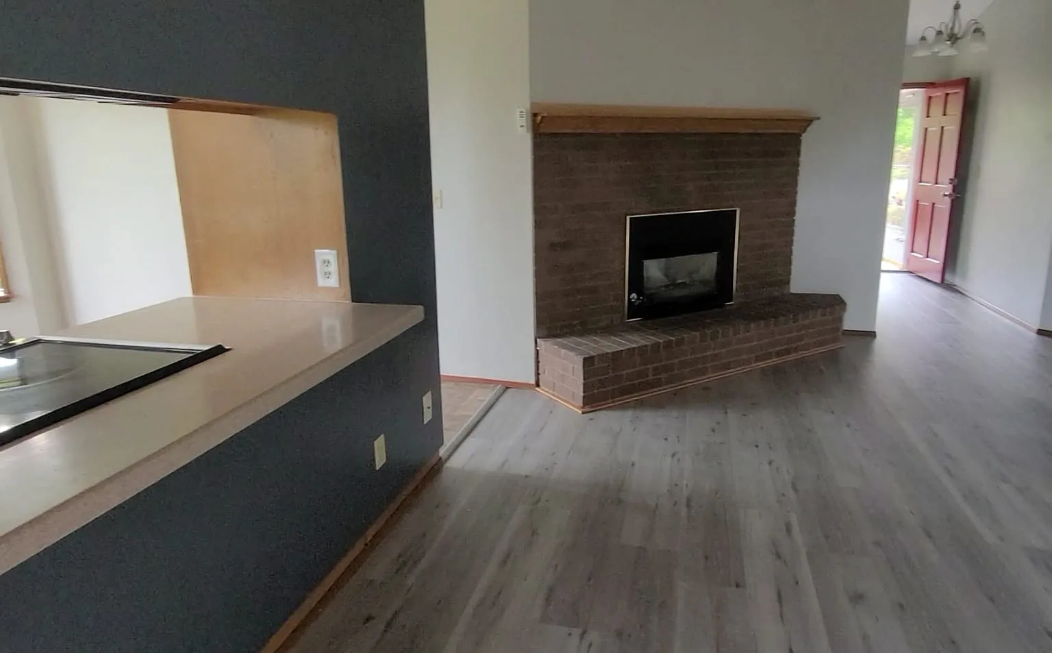 3 bed, 1612 sqft, $2,795 — Photo 4