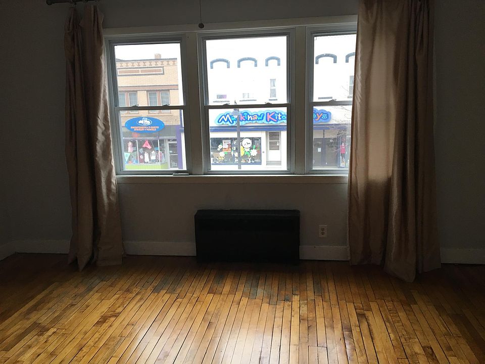 1st image of 107 Washington Ave #1