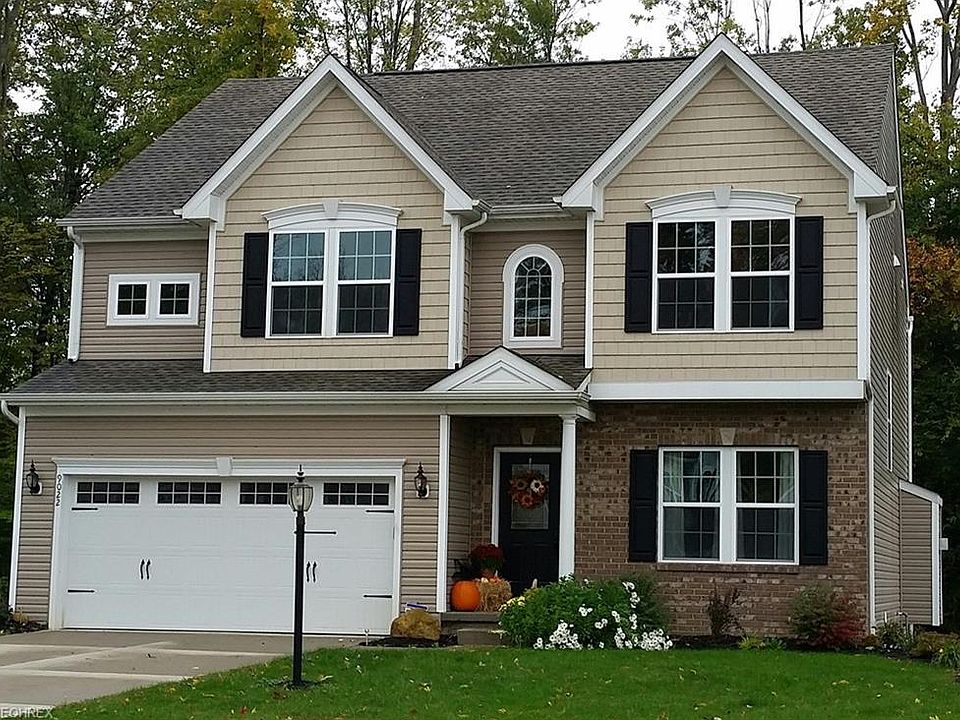 1st image of 9022 Moss Pointe Cir