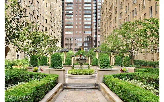 Rented by Douglas Elliman | media 25