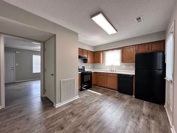 Rand 938 Townhomes