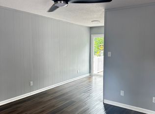 1-74 Halifax Dr, Collinsville, VA 24078