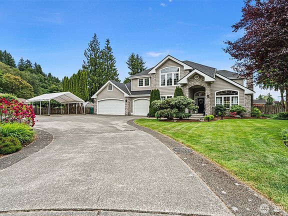 2nd image of 410 Riverview Drive NE