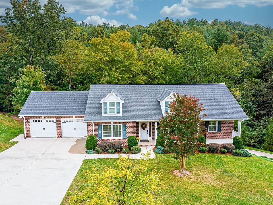 1st image of 130 Roberts Ln