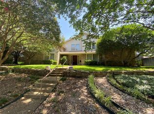 6305 Warm Mist Ln, Dallas, TX 75248