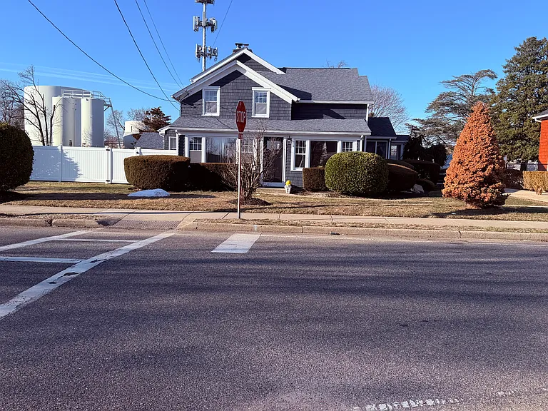 29 Edwards St — Photo 1