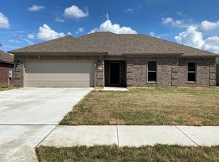 28 Green Timber Way, Vilonia, AR 72173