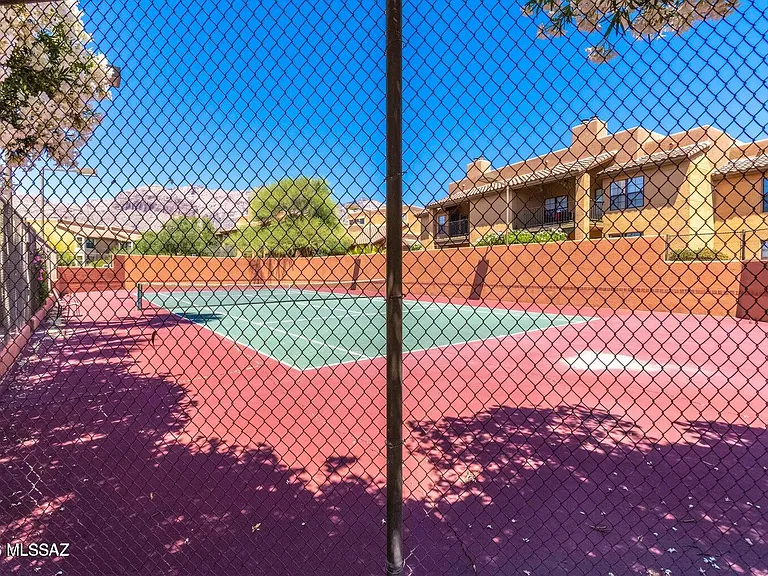 6651 N Campbell Ave #210 — Photo 34