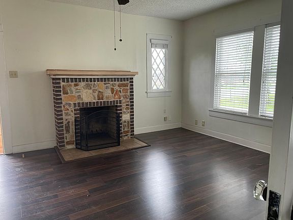 4th image of 616 E Mountain St