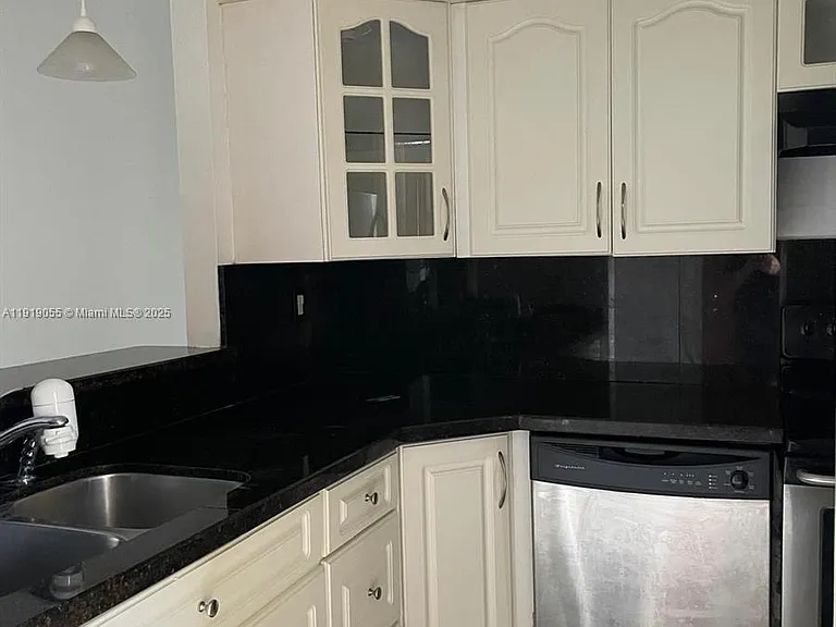 3410 Foxcroft Rd #310 — Photo 10
