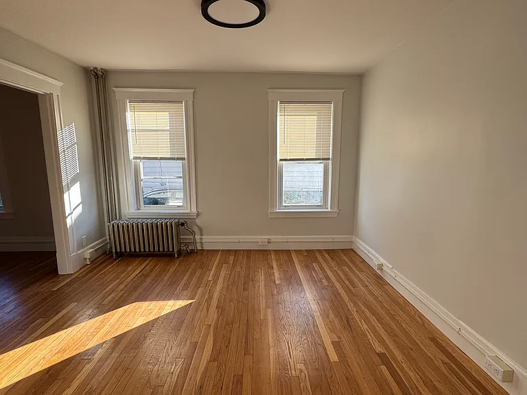 32 Everett St #1 — Photo 10