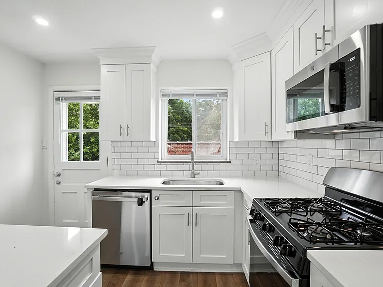 1660 Elmwood Ave — Photo 2