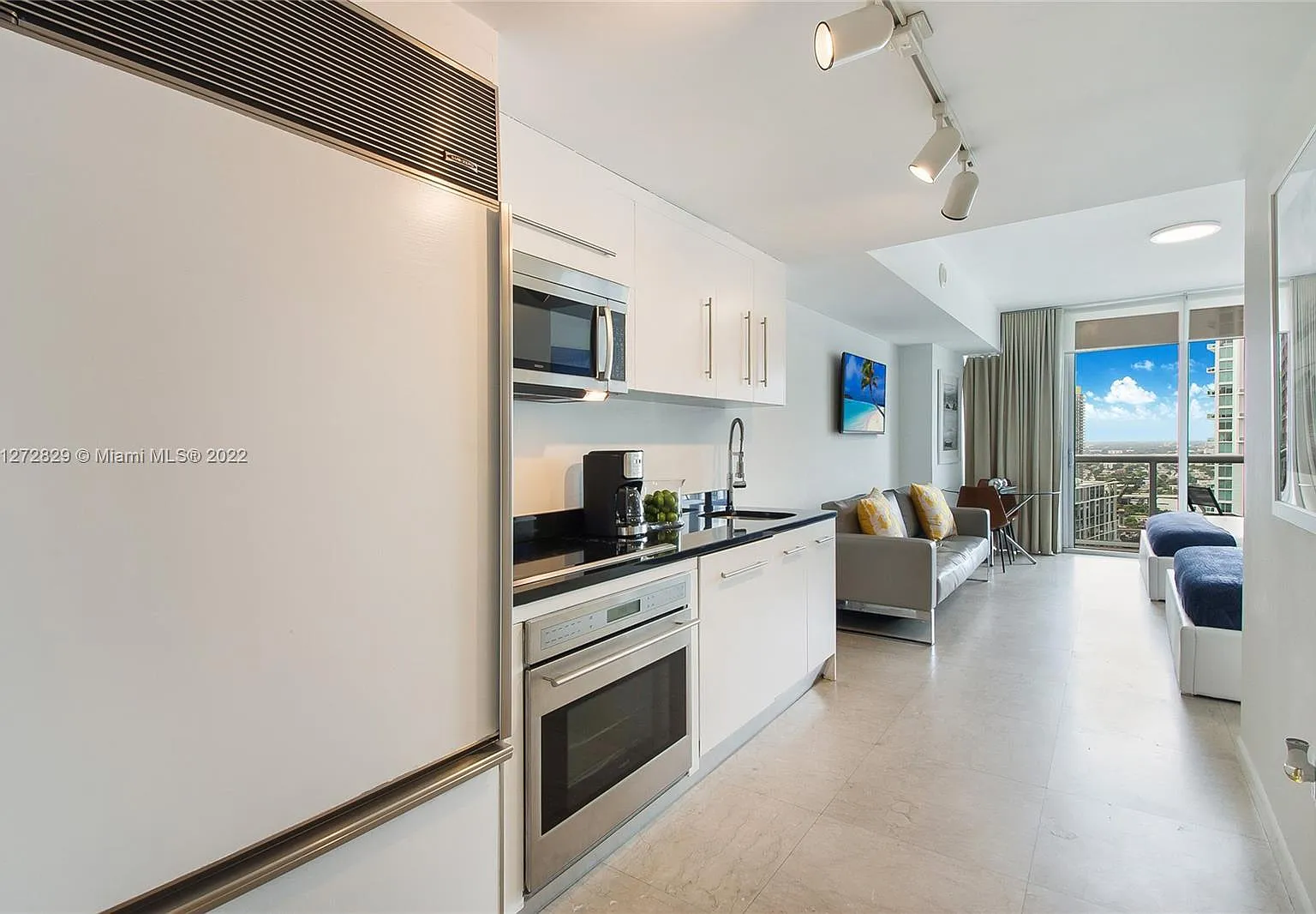 Studio, 495 sqft, $3,600 — Photo 2
