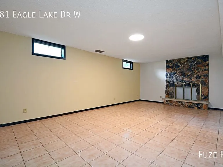 481 W Eagle Lake Dr — Photo 16