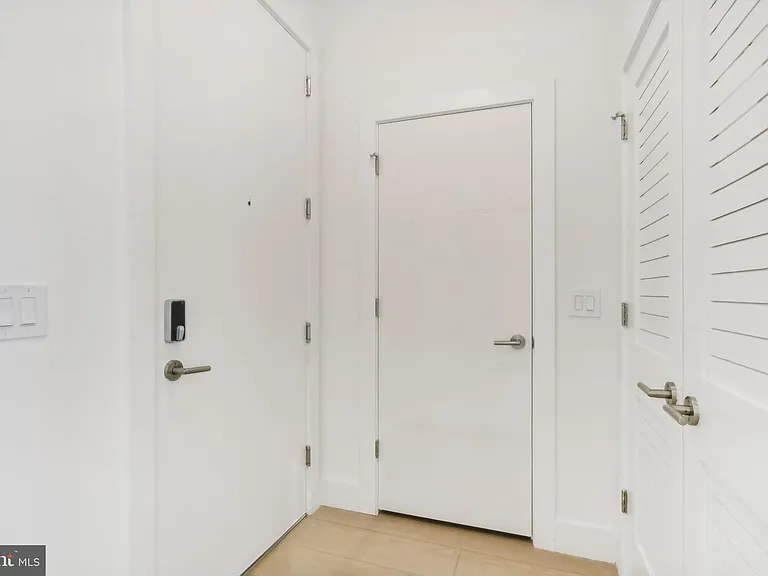 2406 Frankford Ave #21 — Photo 23