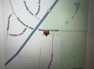 Strausser St NW, Canal Fulton, OH 44614